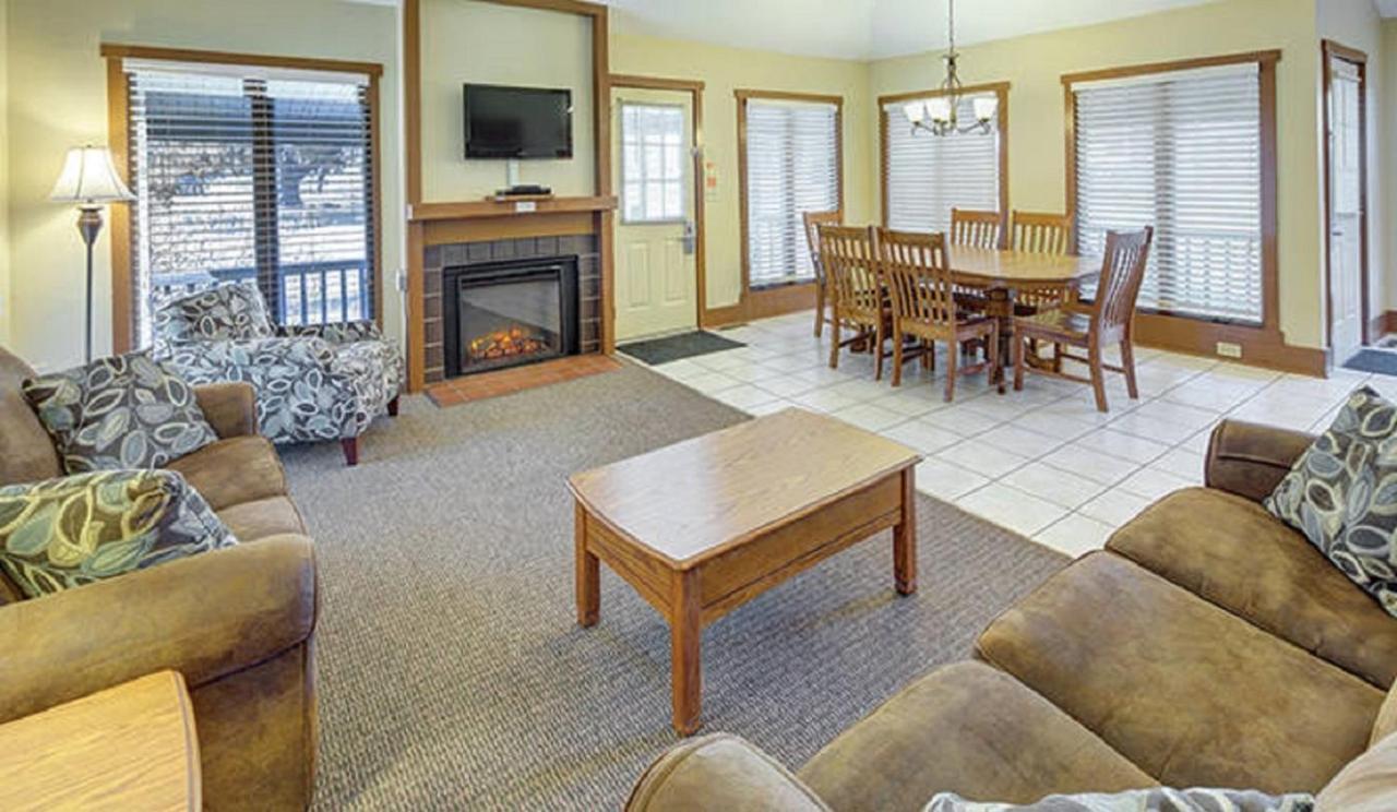 Pocono Villas Resort East Stroudsburg Esterno foto