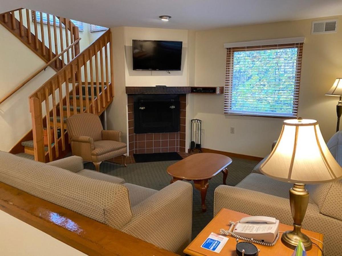 Pocono Villas Resort East Stroudsburg Esterno foto
